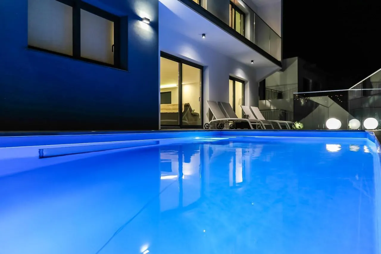 A&M House II Luxury Holidays Home Arco da Calheta  0*, Arco da Calheta (Madeira) Portugal